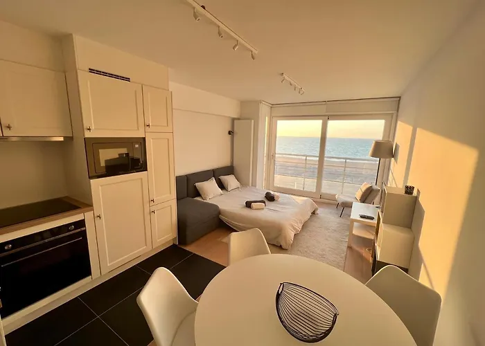 Zeedijk Family Apartment